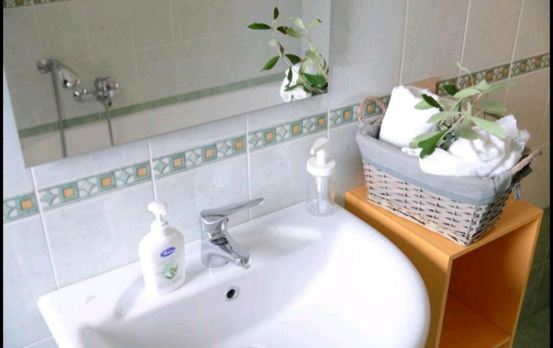 "La Casa Di Mariagrazia" Rooms Con Cucina Condivisa E Terrazza Sammichele Di Bari Eksteriør billede