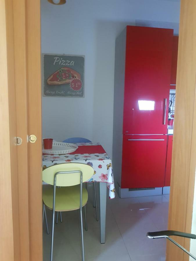"La Casa Di Mariagrazia" Rooms Con Cucina Condivisa E Terrazza Sammichele Di Bari Eksteriør billede